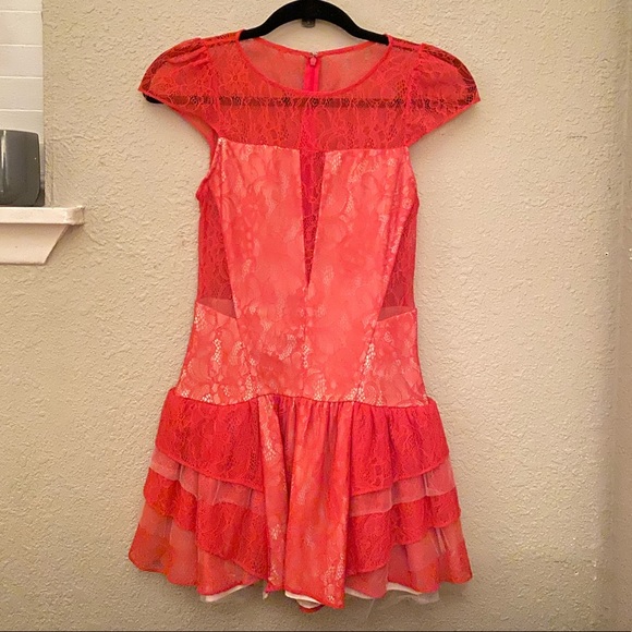bcbg mini dress red lace - Picture 1 of 4